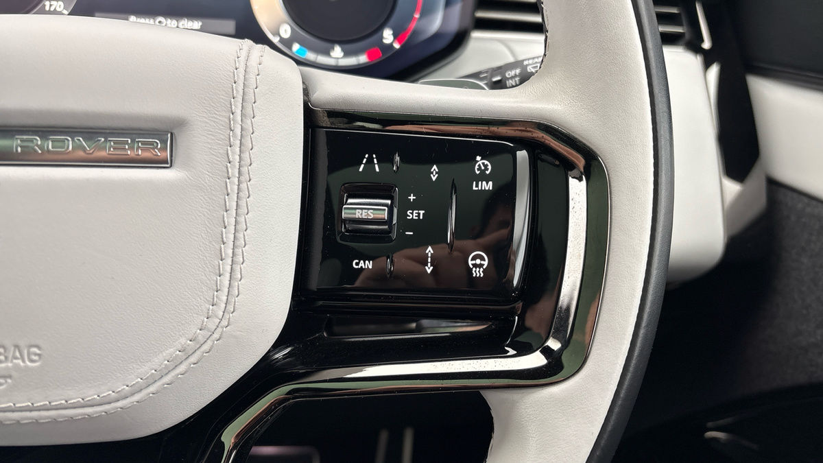 Land Rover Range Rover Sport Image 14