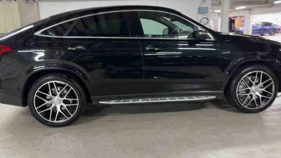 More views of Mercedes-Benz GLE