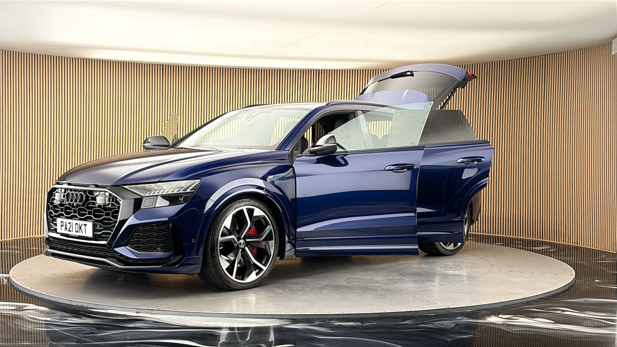 Audi RSQ8 Image 52