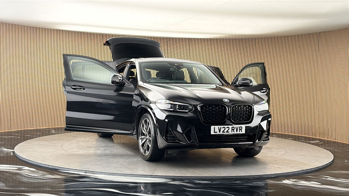 More views of BMW X4