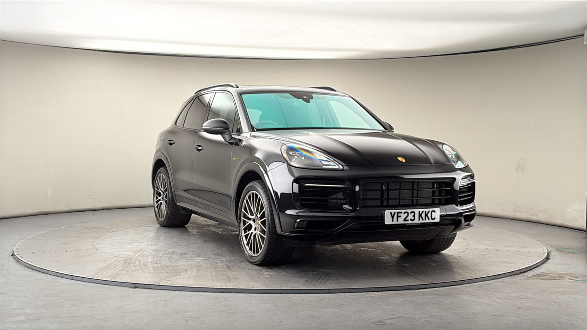 More views of Porsche Cayenne