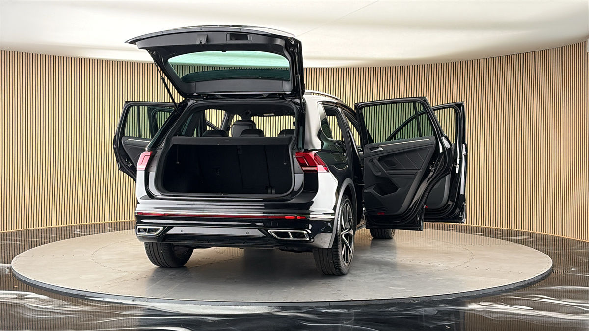 More views of Volkswagen Tiguan