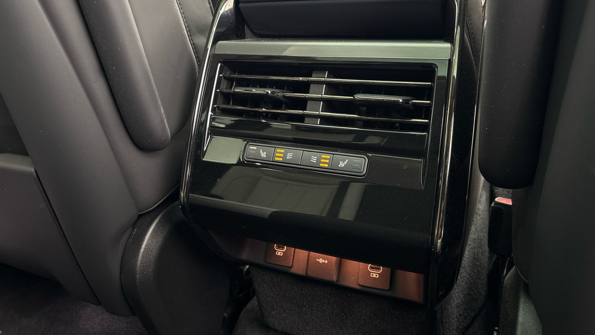 Land Rover Range Rover Sport Urban Image 50