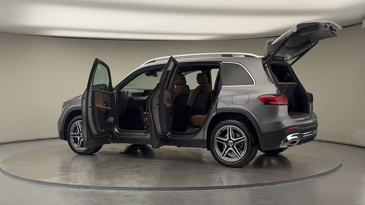 More views of Mercedes-Benz GLB