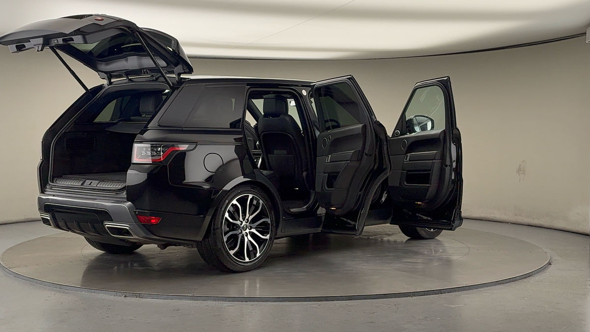 More views of Land Rover Range Rover Sport