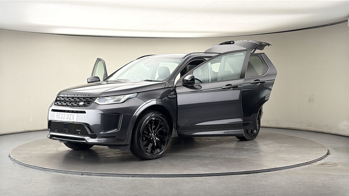 Land Rover Discovery Sport Image 22