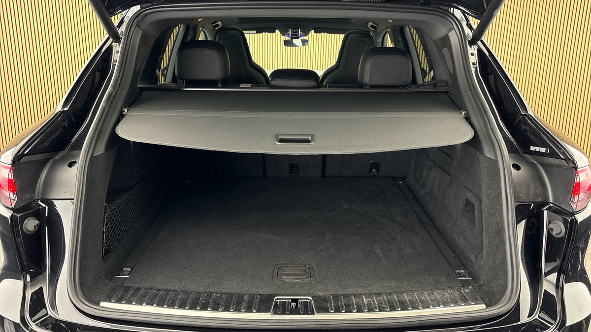 Porsche Cayenne Image 11