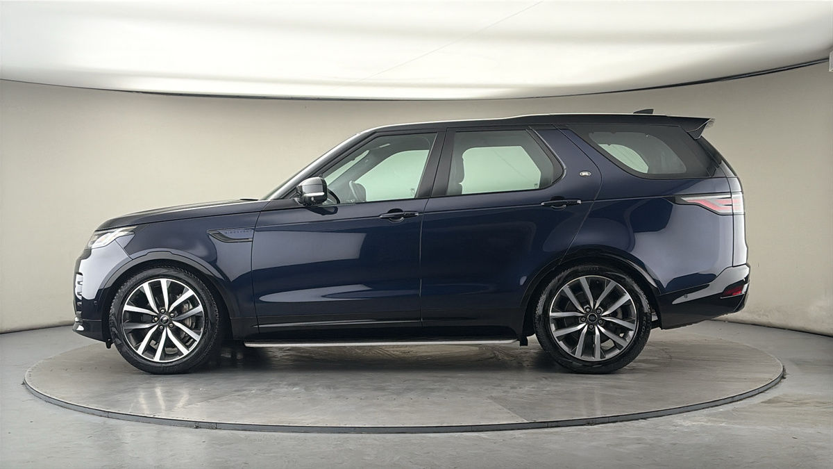 More views of Land Rover Discovery