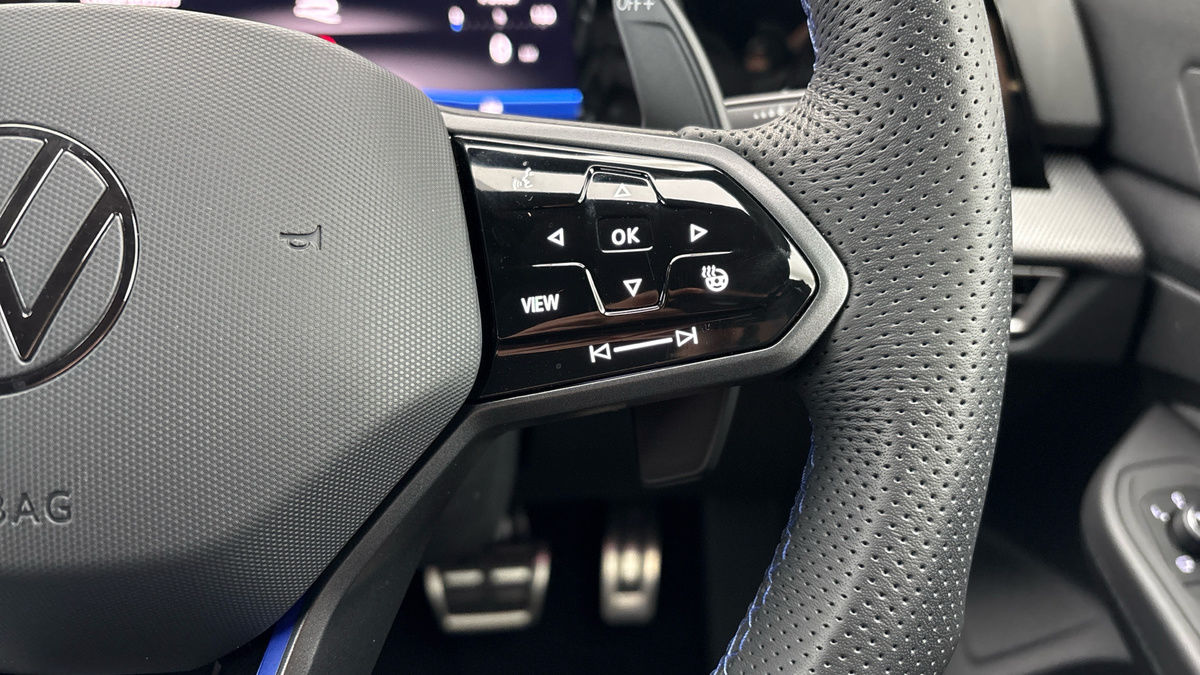 Volkswagen Golf Image 14