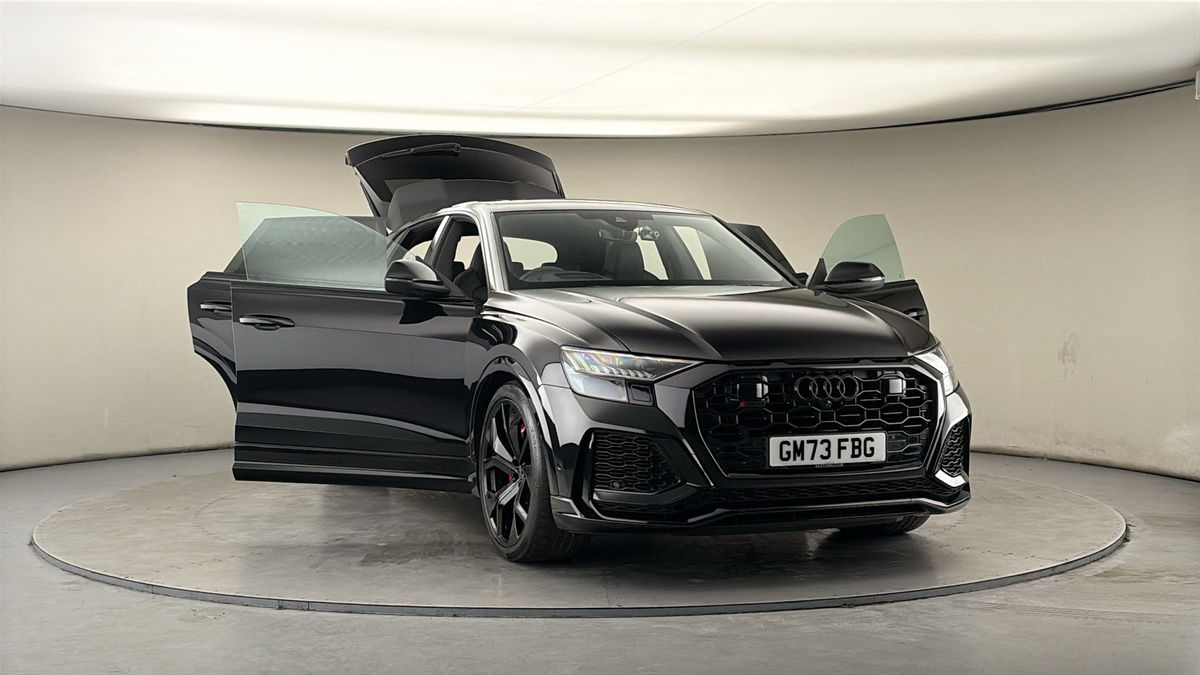 More views of Audi RSQ8