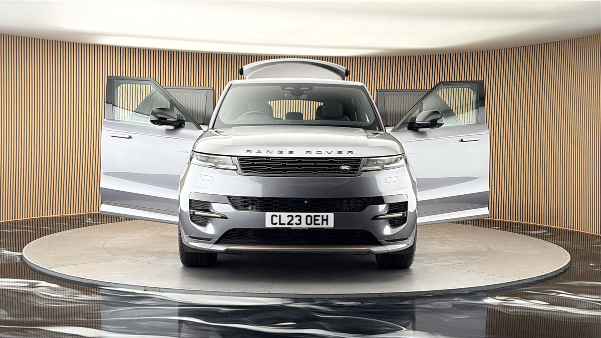 More views of Land Rover Range Rover Sport