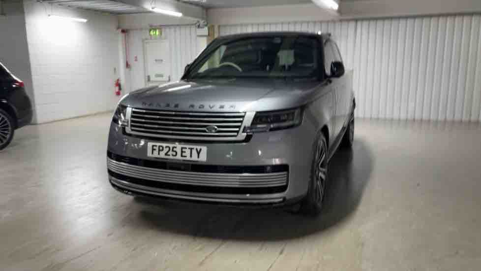 More views of Land Rover Range Rover