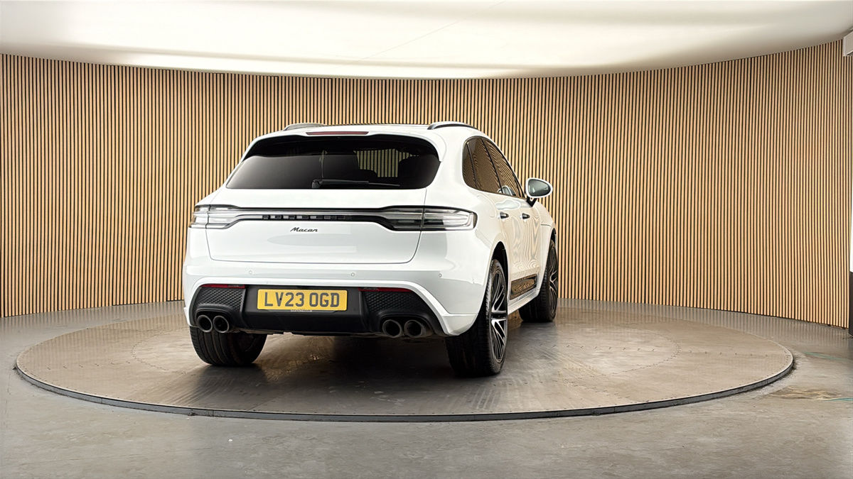 More views of Porsche Macan
