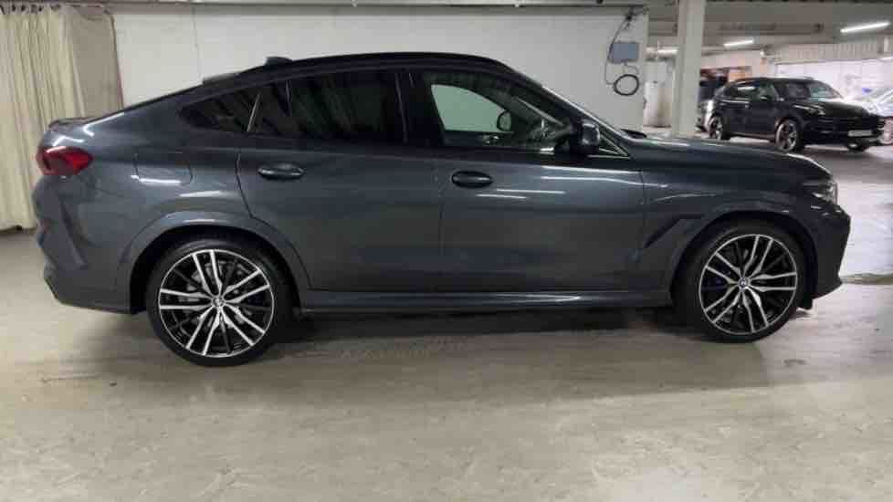 More views of BMW X6