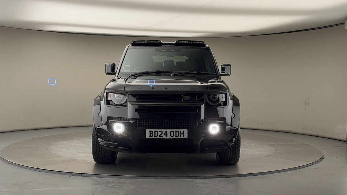 Land Rover Defender 110 Urban Image 3