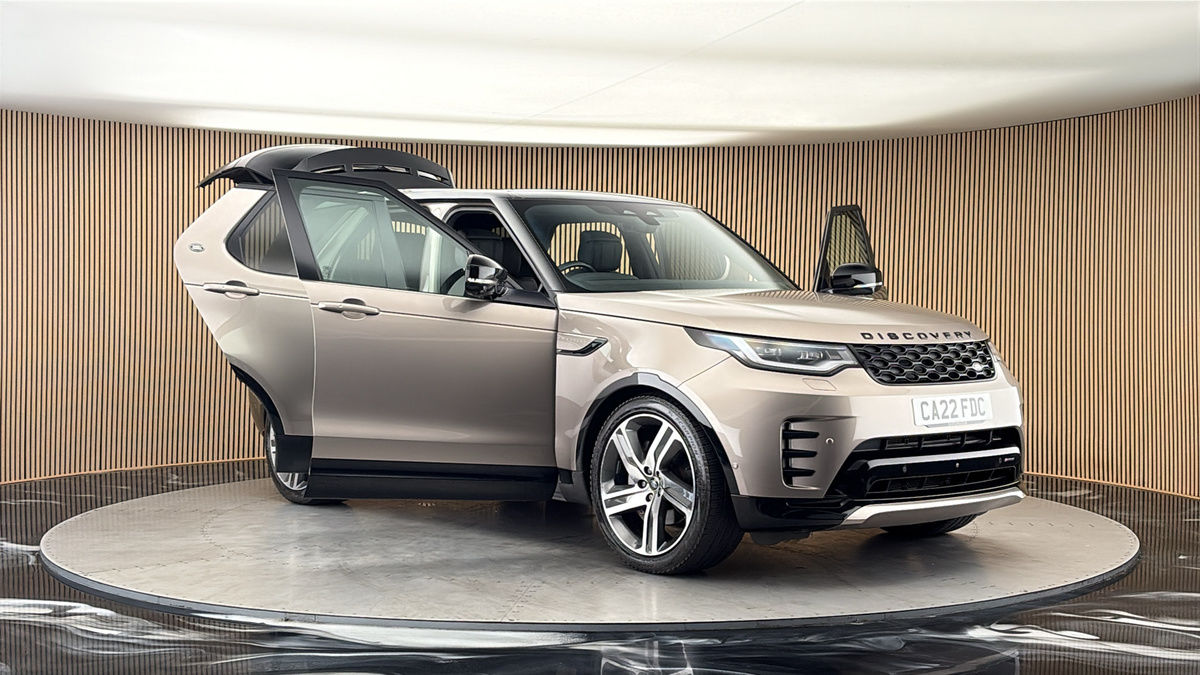 More views of Land Rover Discovery