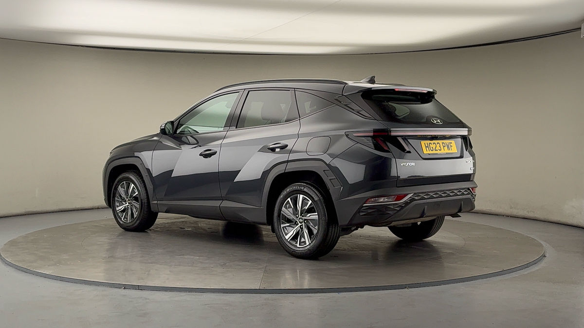 More views of Hyundai TUCSON