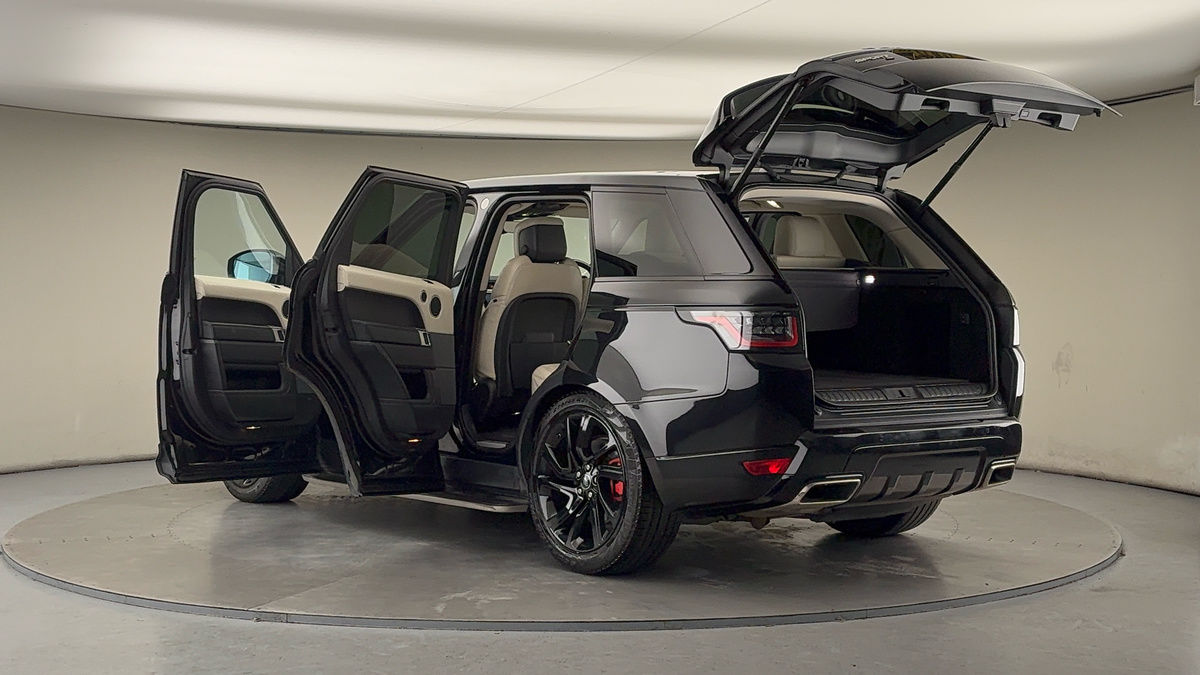 More views of Land Rover Range Rover Sport