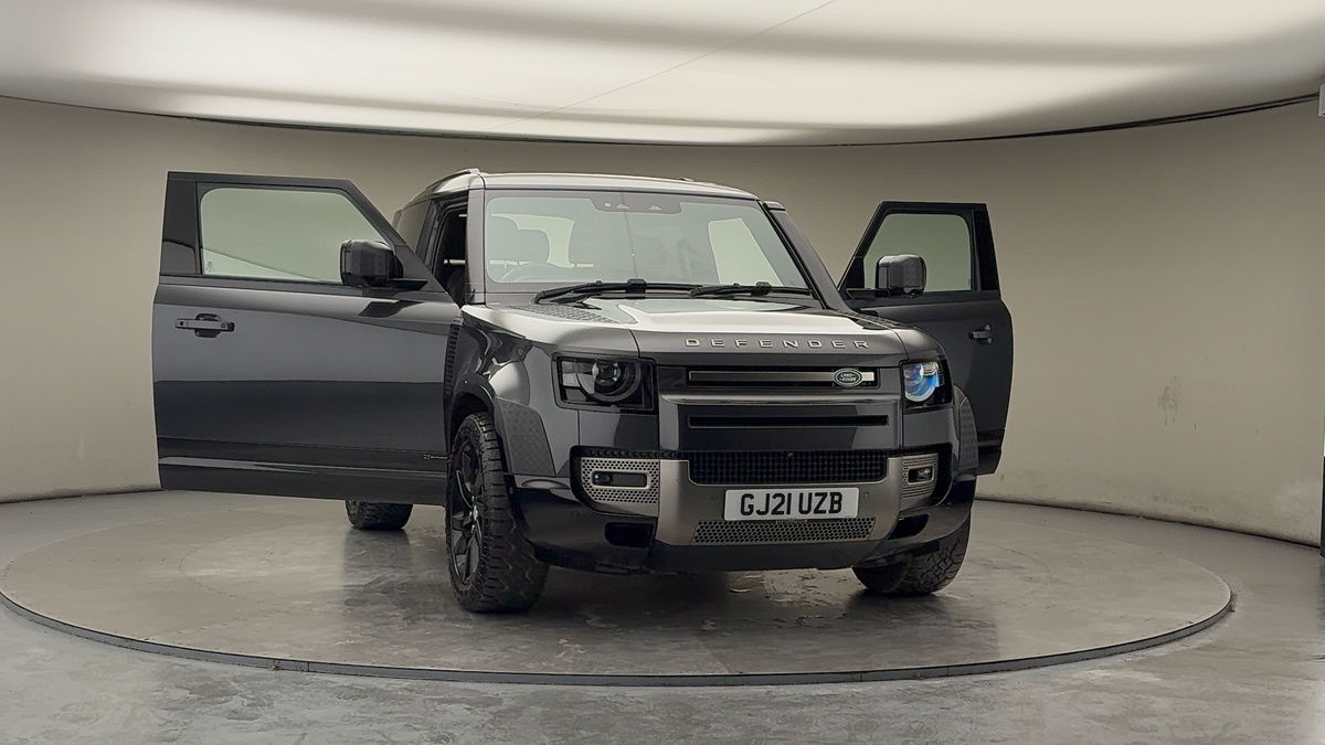 More views of Land Rover Defender 90