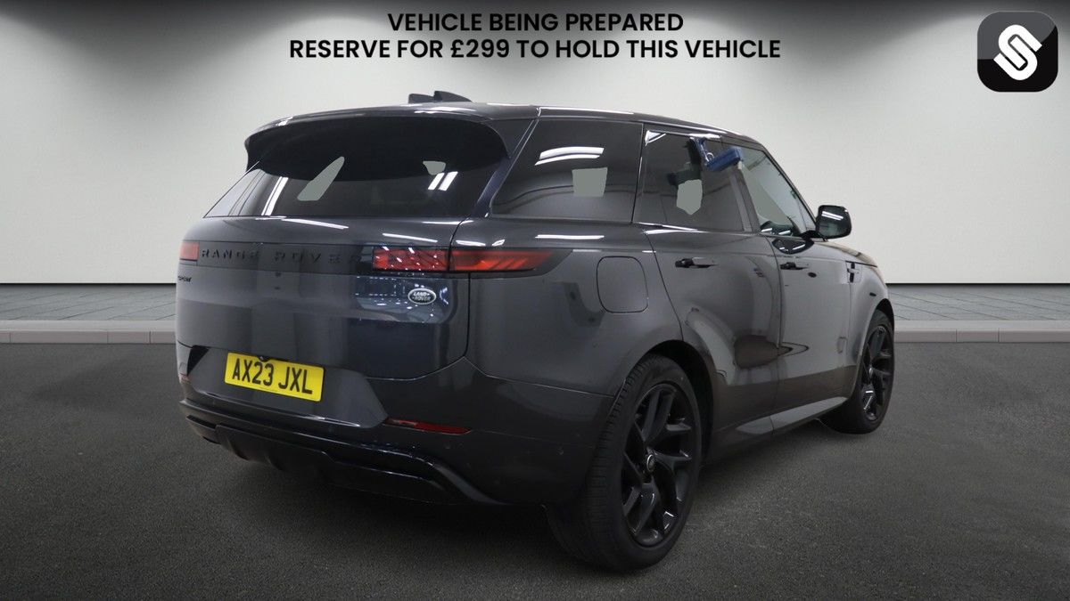Land Rover Range Rover Sport Image 4
