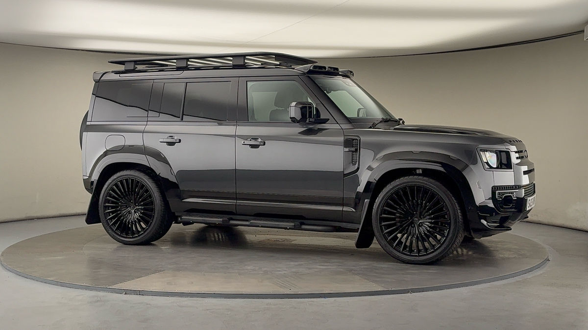 More views of Land Rover Defender 110