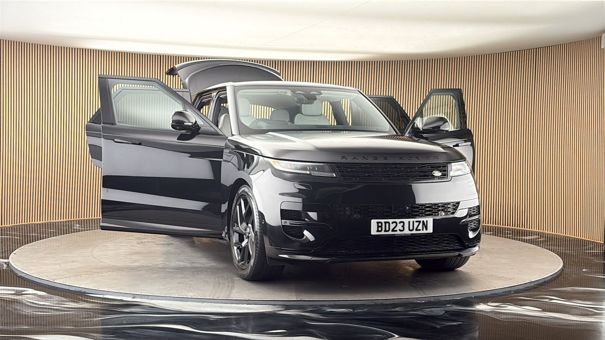 More views of Land Rover Range Rover Sport