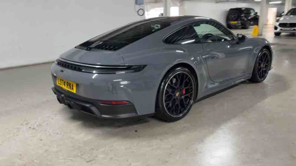 More views of Porsche 911