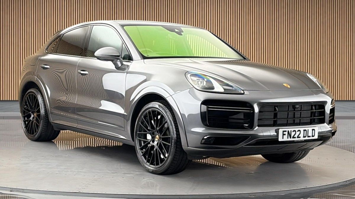 Porsche Cayenne Sticky Header Image