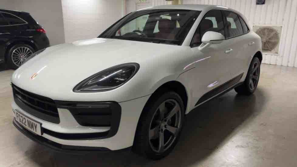 More views of Porsche Macan