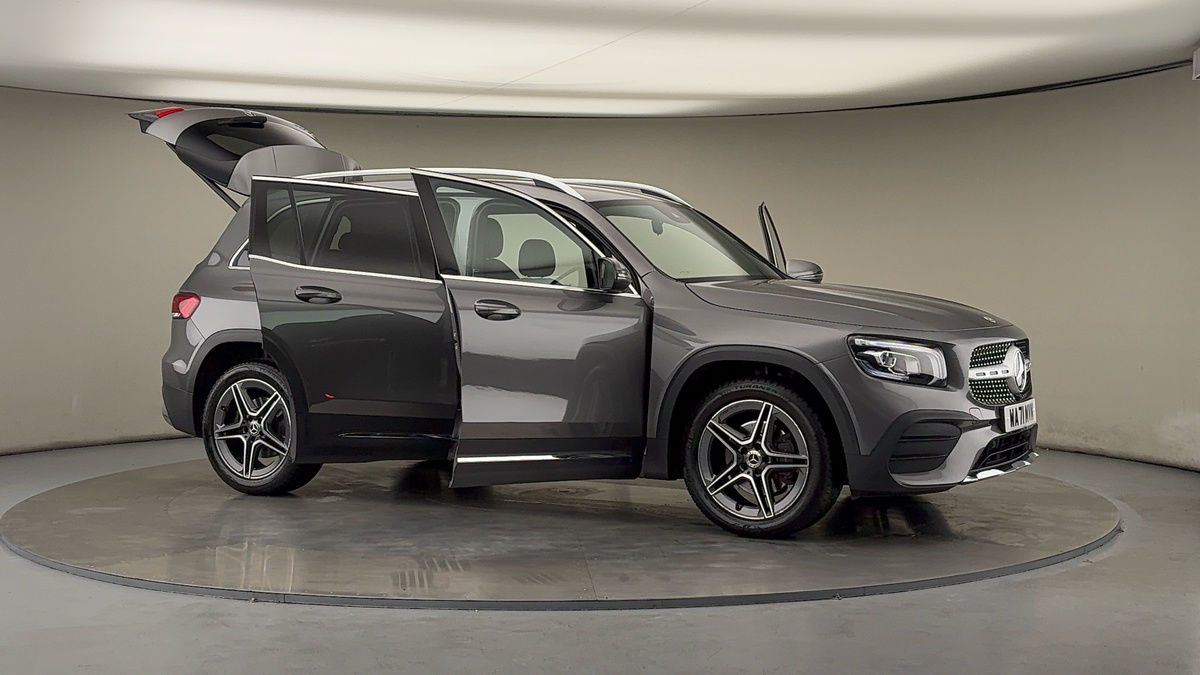 More views of Mercedes-Benz GLB