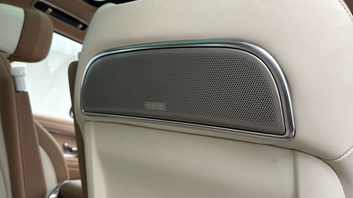 Land Rover Range Rover Image 25