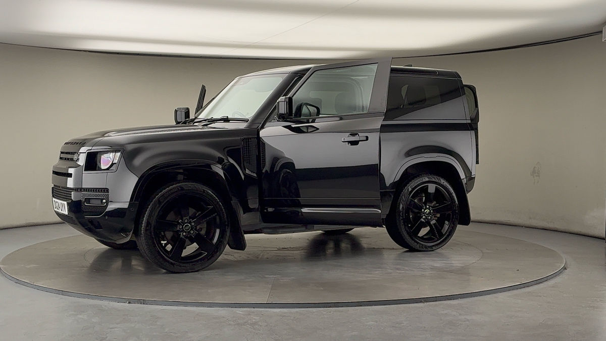 More views of Land Rover Defender 90