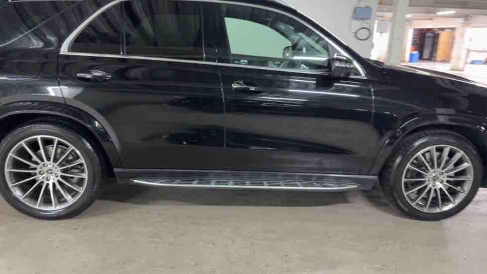 More views of Mercedes-Benz GLE