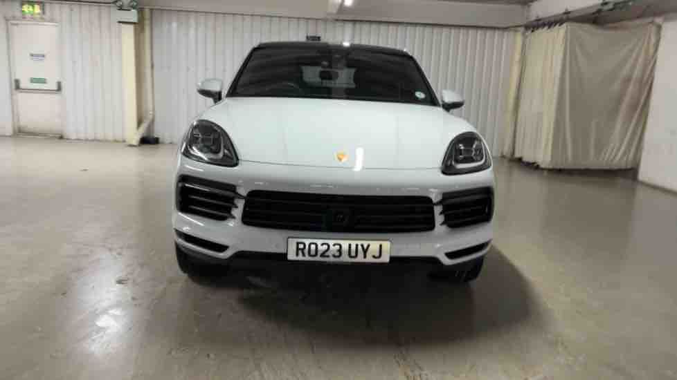 More views of Porsche Cayenne