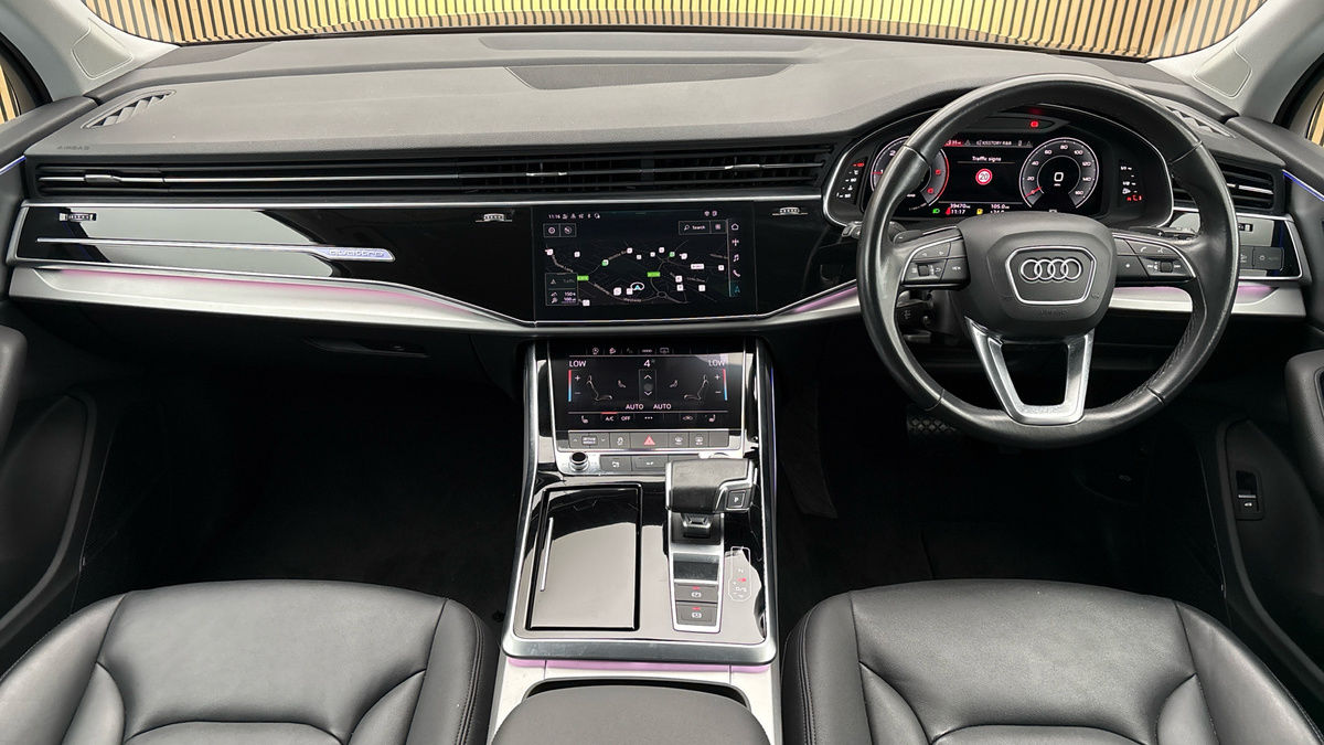 Audi Q7 Image 12