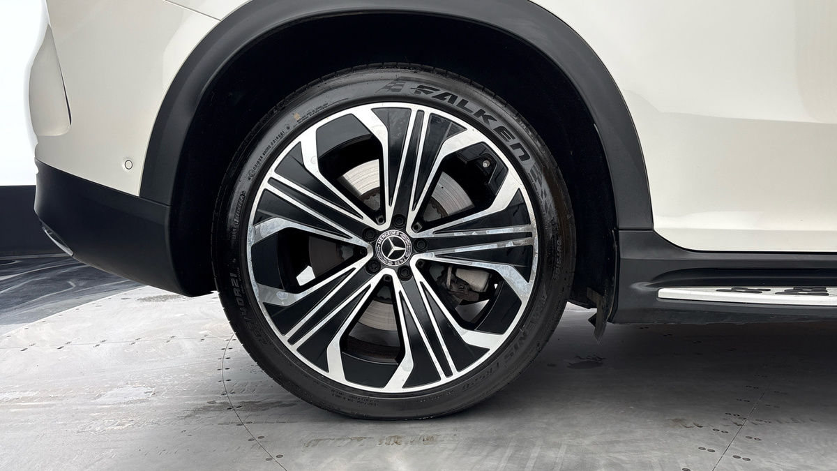 Mercedes-Benz EQE Image 10