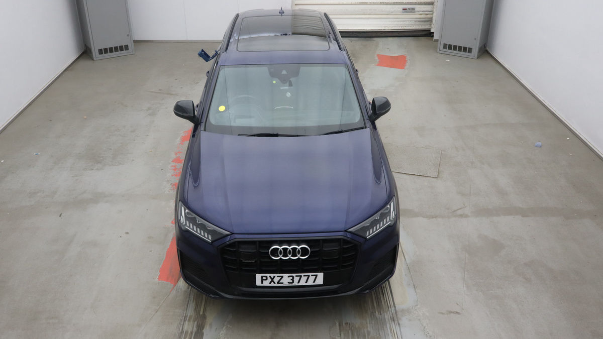 Audi Q7 Image 7