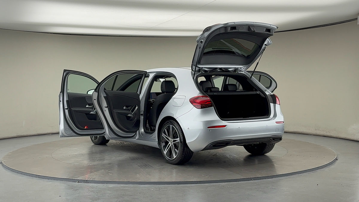 Mercedes-Benz A Class Image 23