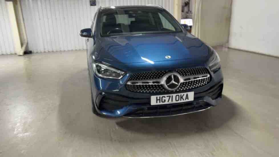 More views of Mercedes-Benz GLA