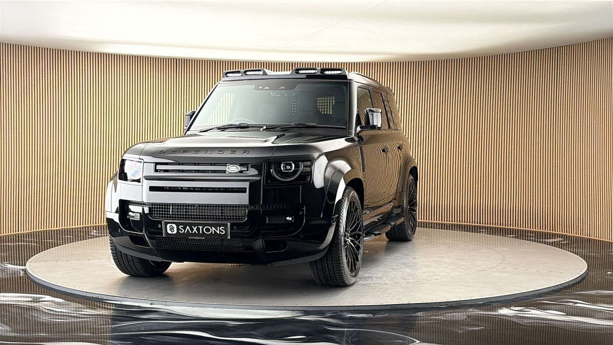 More views of Land Rover Defender 110
