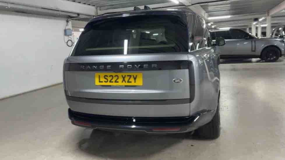 More views of Land Rover Range Rover