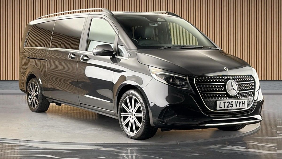 Mercedes-Benz V Class Sticky Header Image