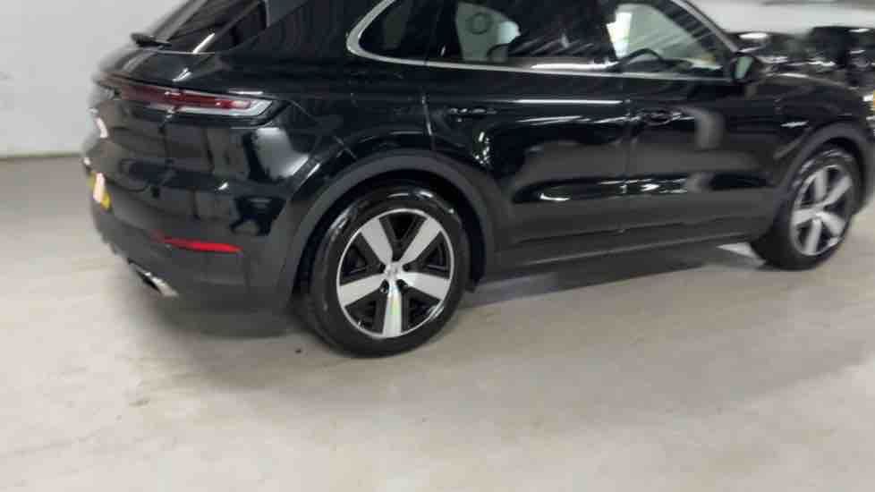 More views of Porsche Cayenne