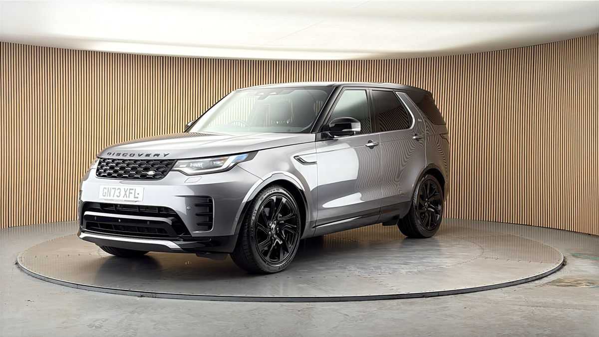More views of Land Rover Discovery