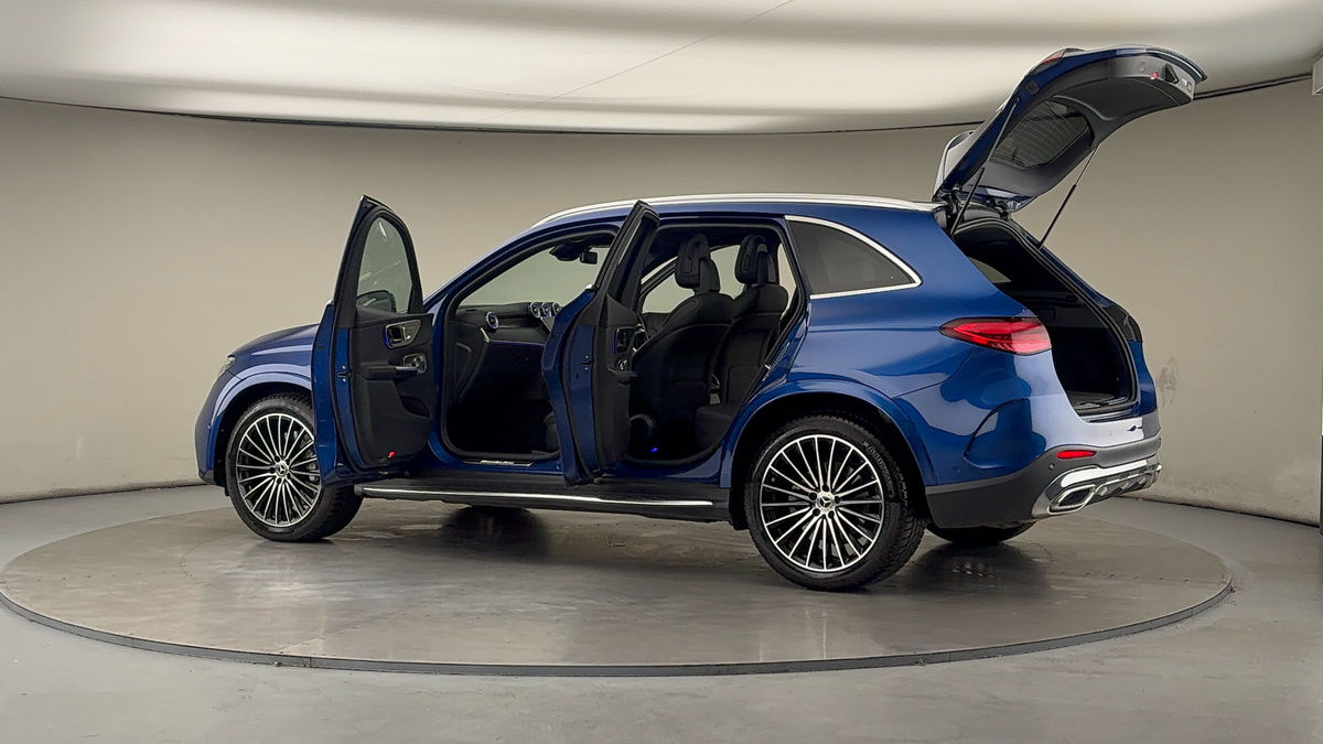 More views of Mercedes-Benz GLC