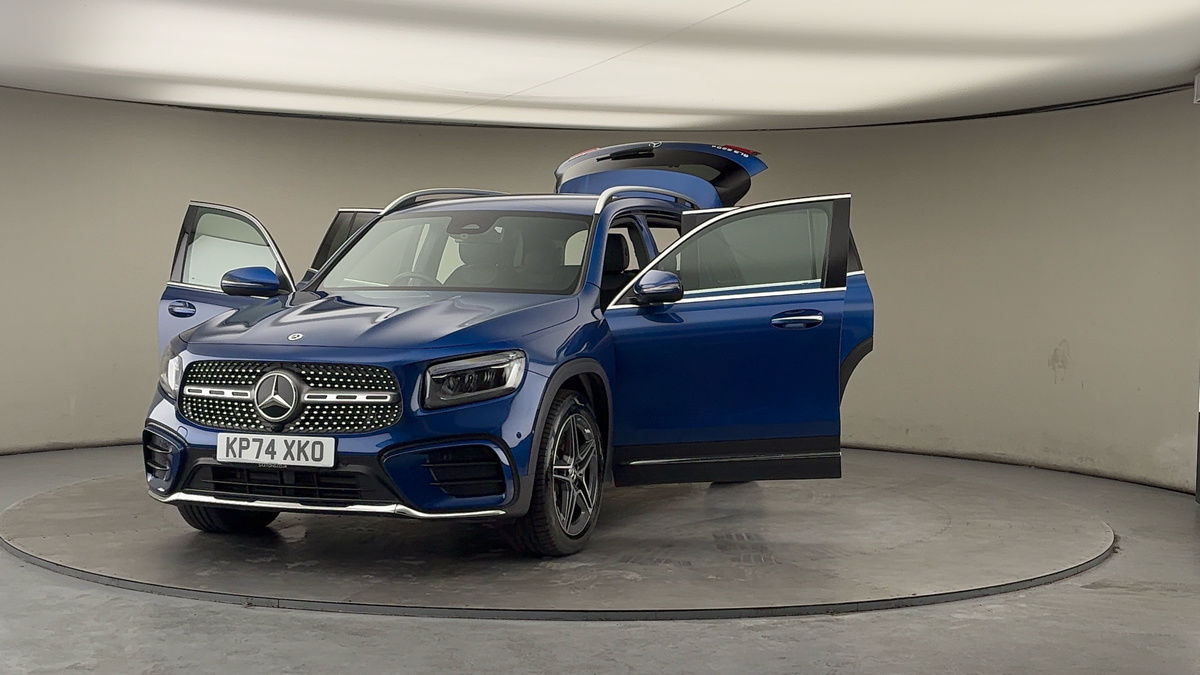 More views of Mercedes-Benz GLB