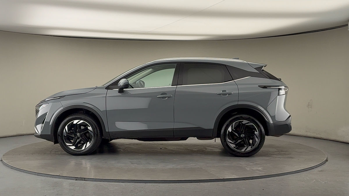 More views of Nissan Qashqai