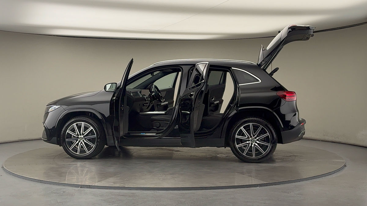 More views of Mercedes-Benz EQA