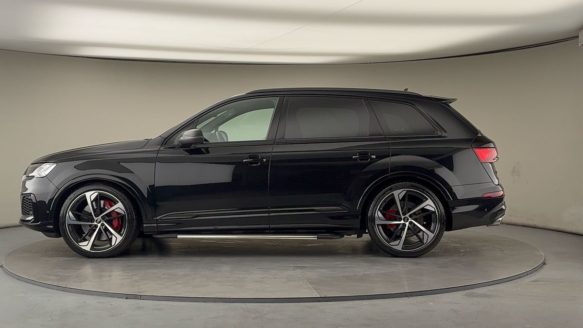 Audi SQ7 Image 15