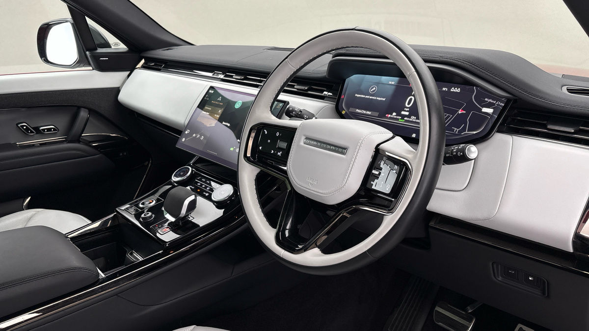 Land Rover Range Rover Sport Image 5